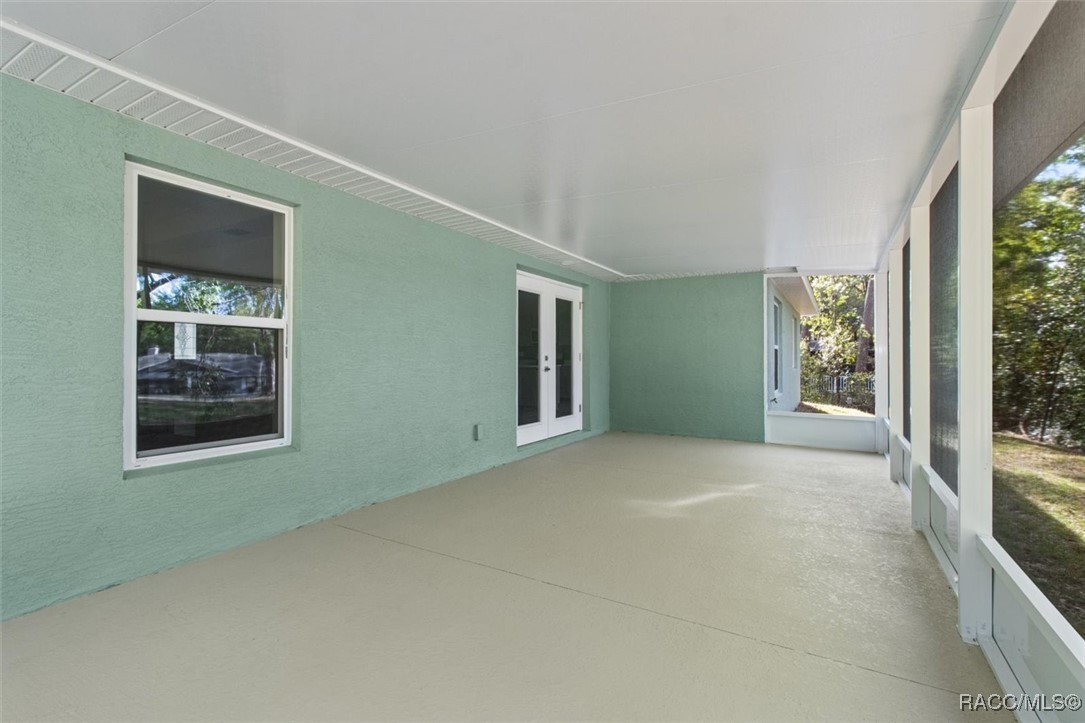 2396 W Fairway Loop, Citrus Springs, Florida image 28