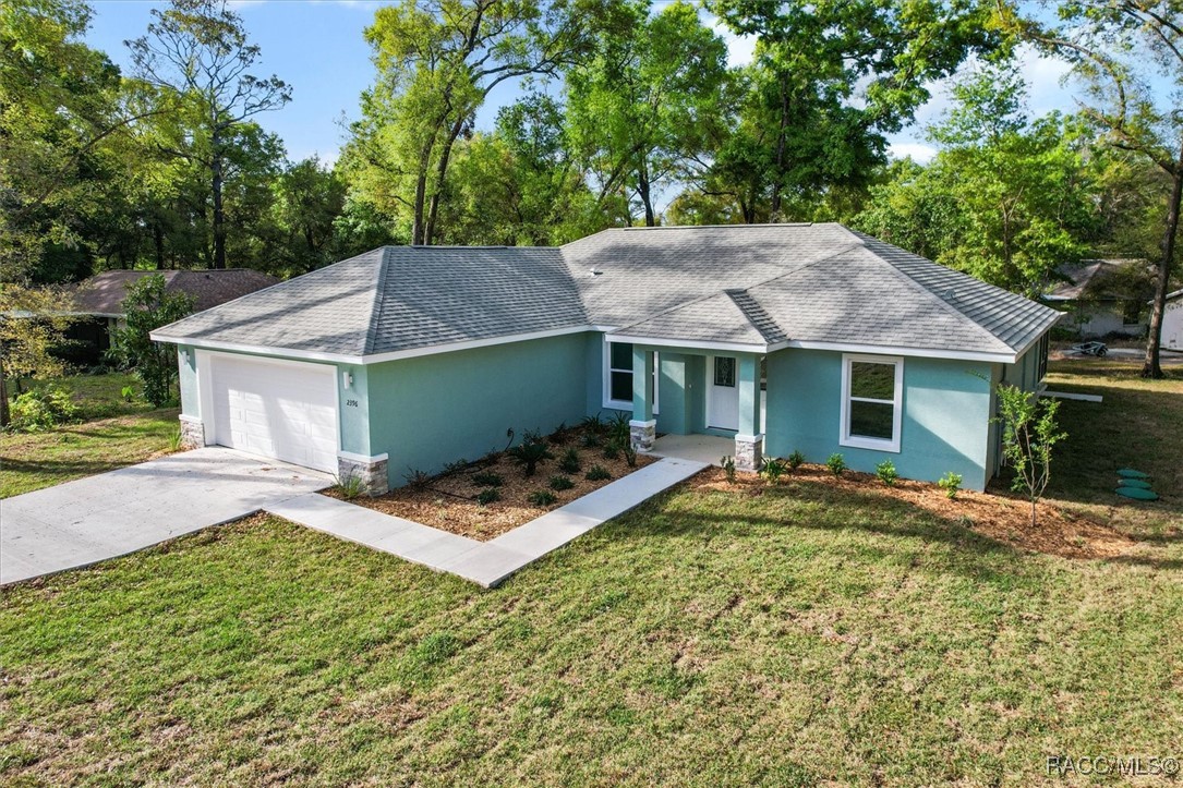 2396 W Fairway Loop, Citrus Springs, Florida image 2