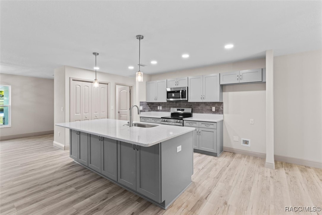 2396 W Fairway Loop, Citrus Springs, Florida image 10