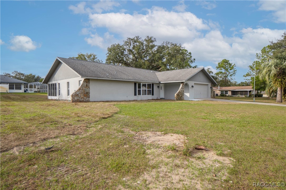 419 Camellia Avenue, Inverness, Florida image 2