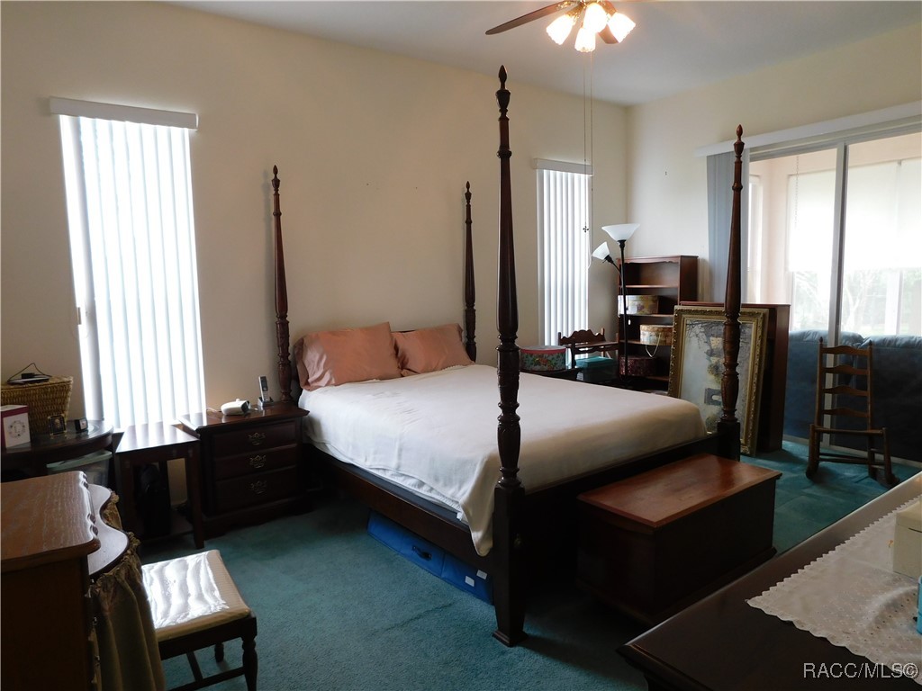 521 Poinsettia Avenue, Inverness, New York image 13