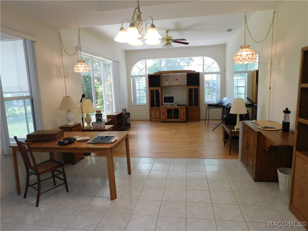 521 Poinsettia Avenue, Inverness, New York image 7