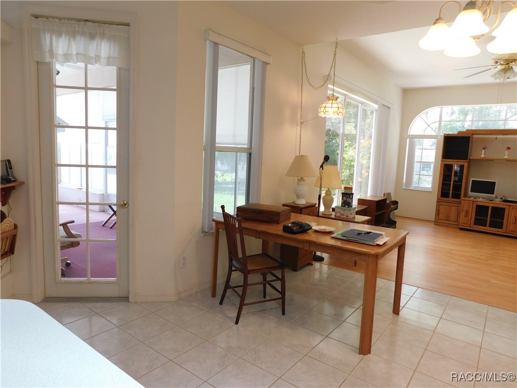 521 Poinsettia Avenue, Inverness, New York image 8