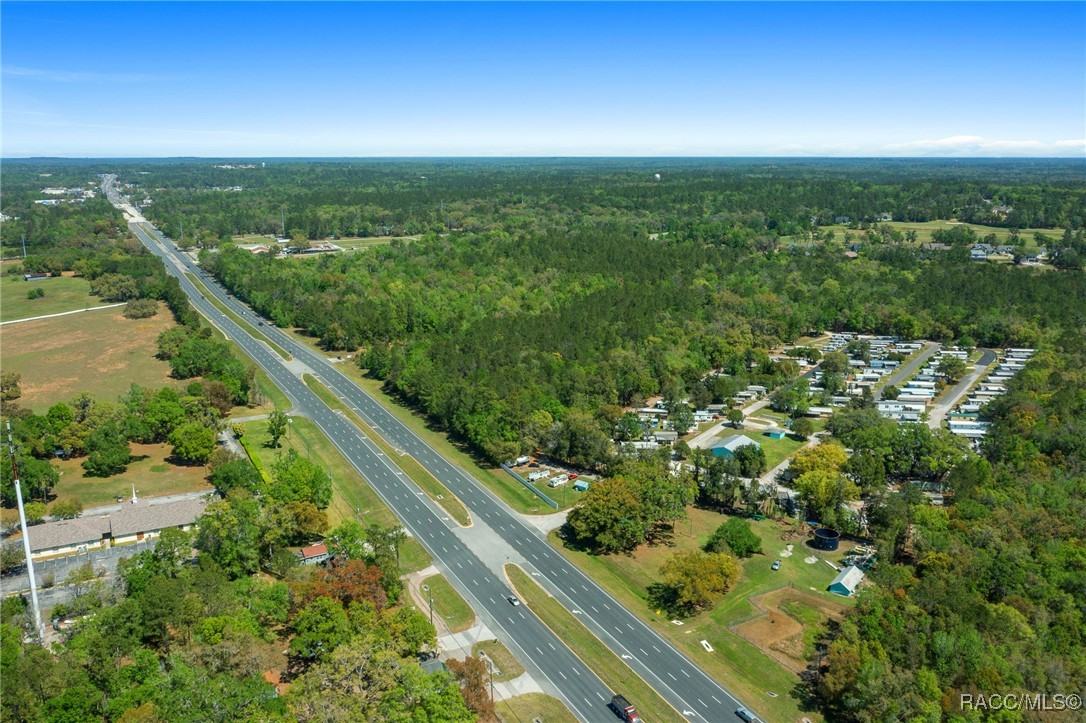 Broad Street, Brooksville, Florida image 18