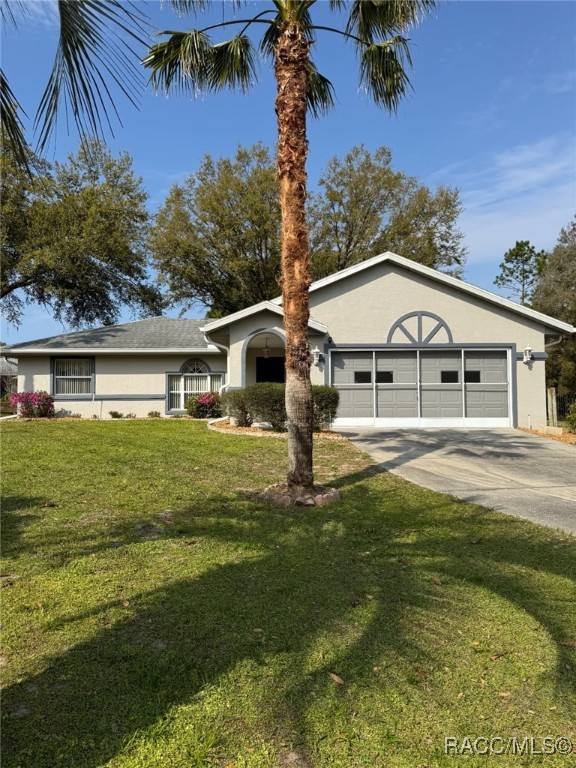 9198 N Sandree Drive, Citrus Springs, Florida image 1