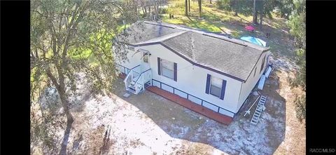 A home in Dunnellon