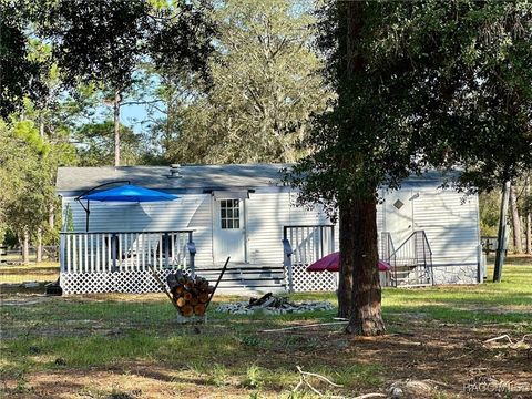 A home in Dunnellon