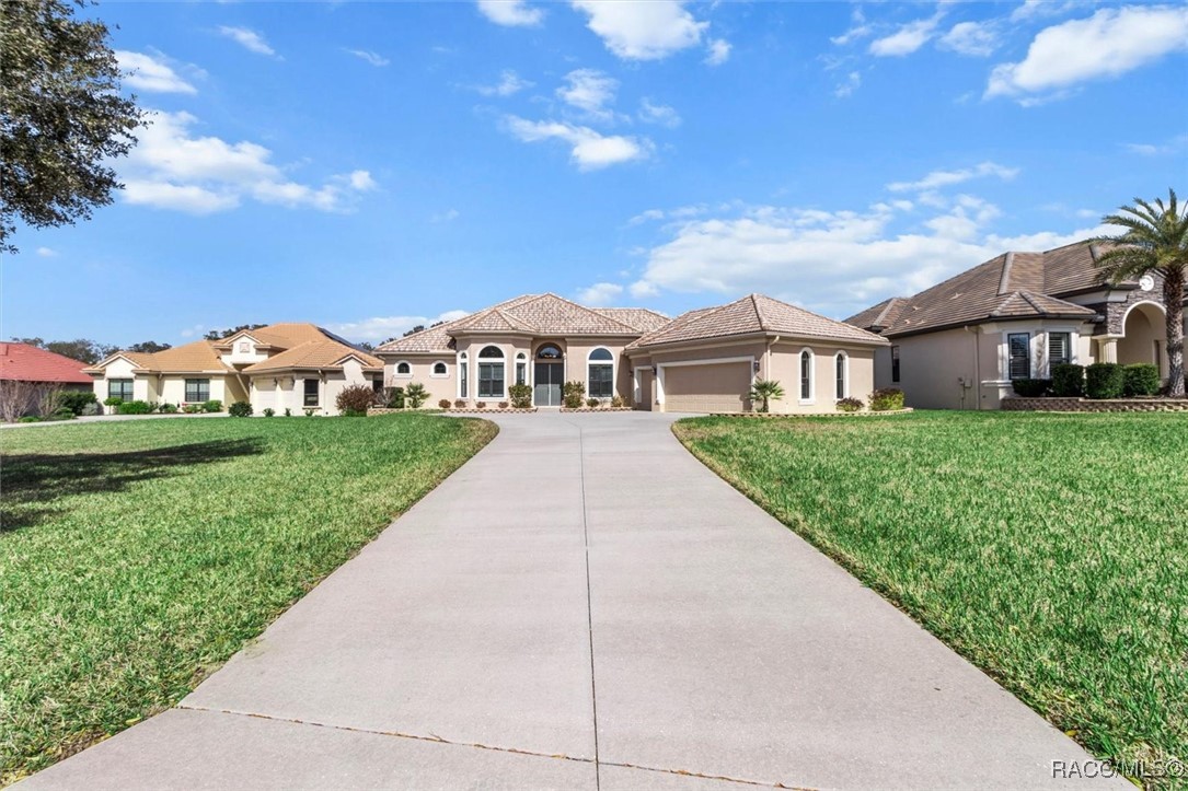 1429 N Eagle Ridge Path, Hernando, Florida image 3