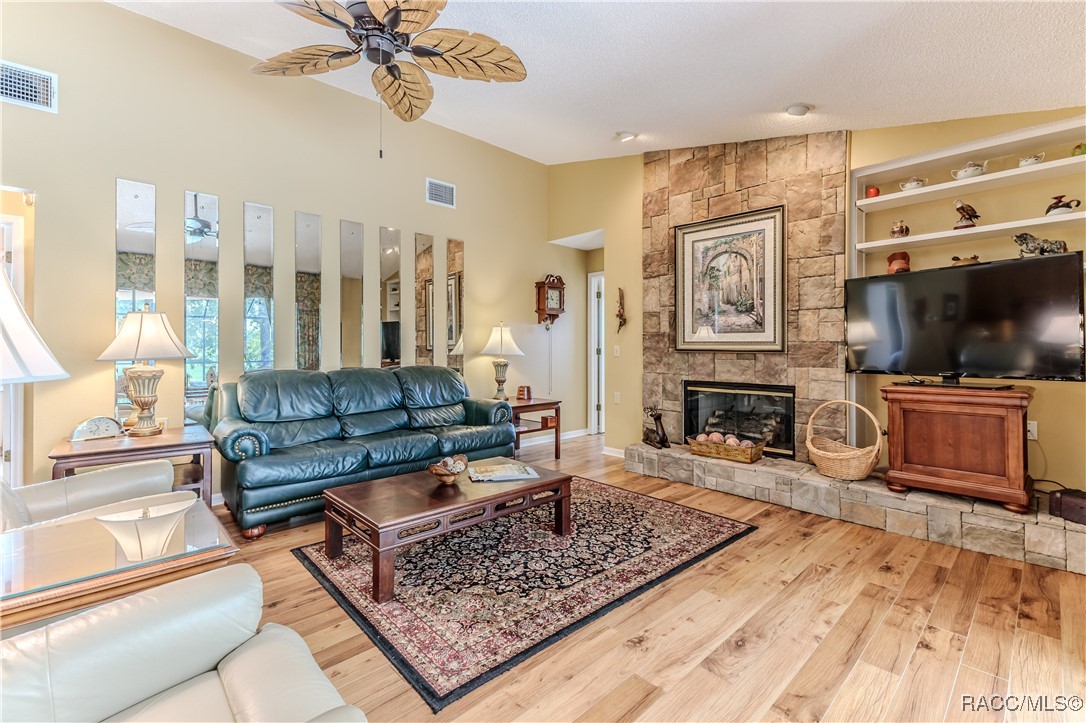 7129 Myrtlewood Lane, Spring Hill, Florida image 21