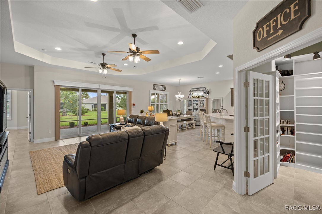 10279 Julia Isles Avenue, Oxford, Florida image 5