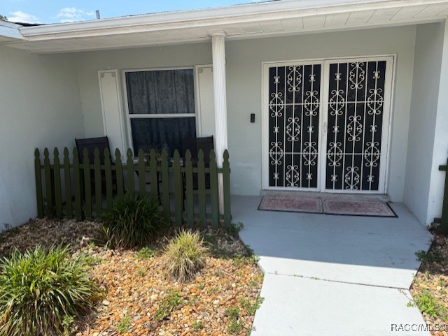 818 N Country Club Drive, Crystal River, New York image 5