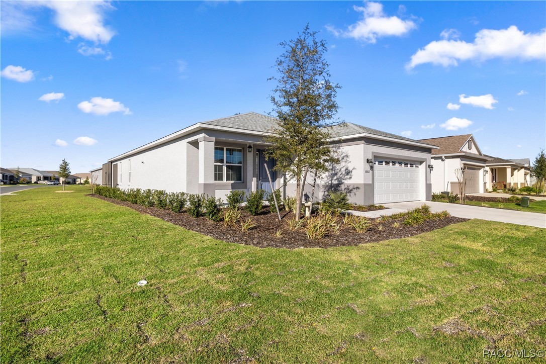 8802 SW 79th Loop, Ocala, New York image 2