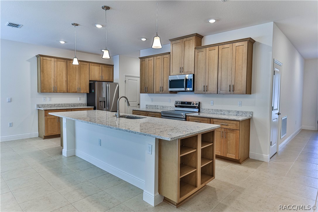 2134 W LA BONTE Circle