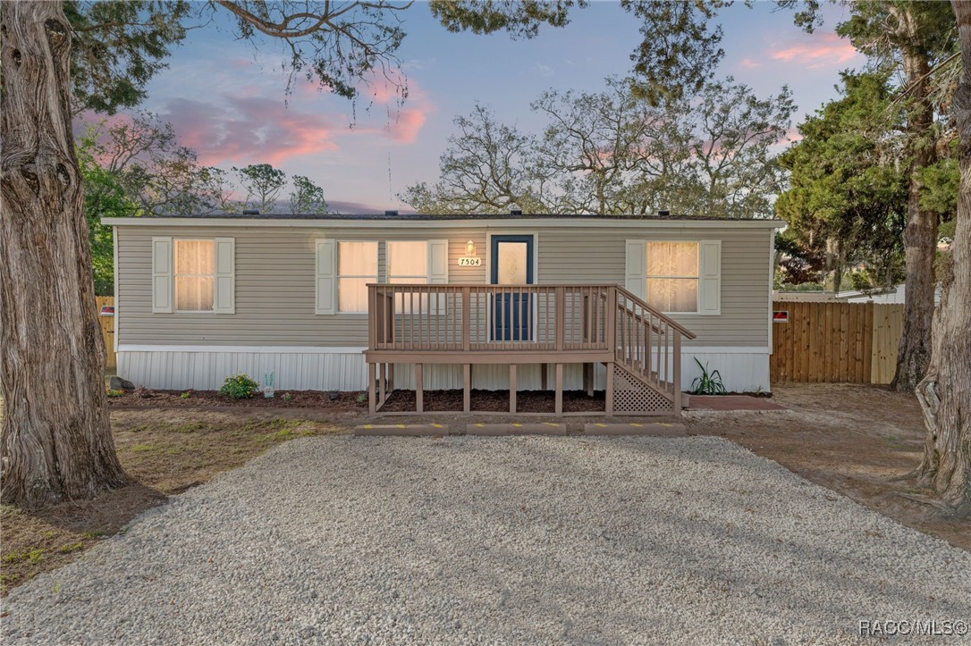 7504 Sealawn Drive, Spring Hill, Florida image 1