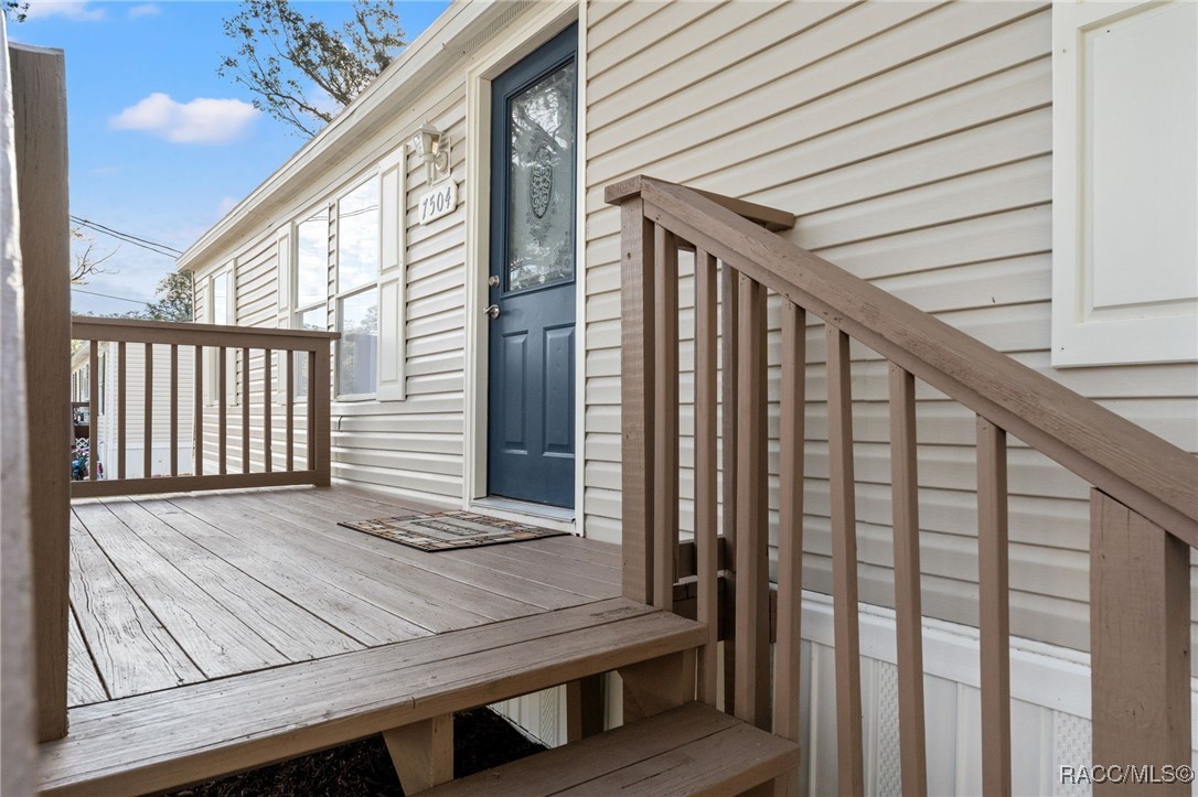 7504 Sealawn Drive, Spring Hill, Florida image 4