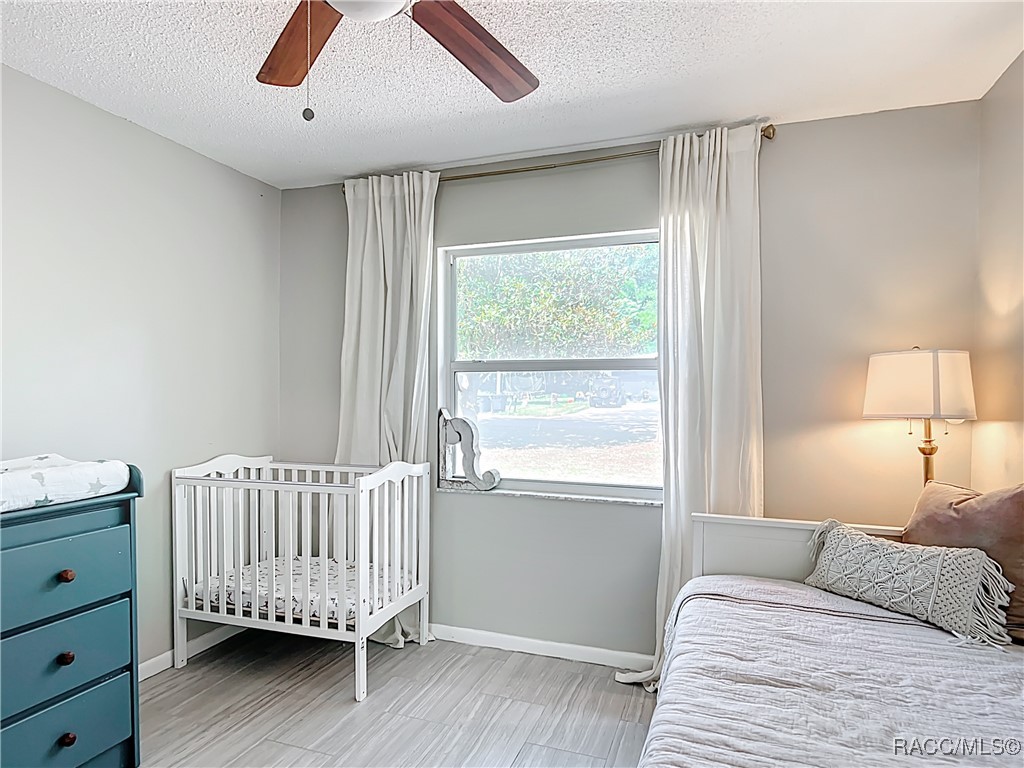 825 N Hollywood Circle, Crystal River, New York image 32