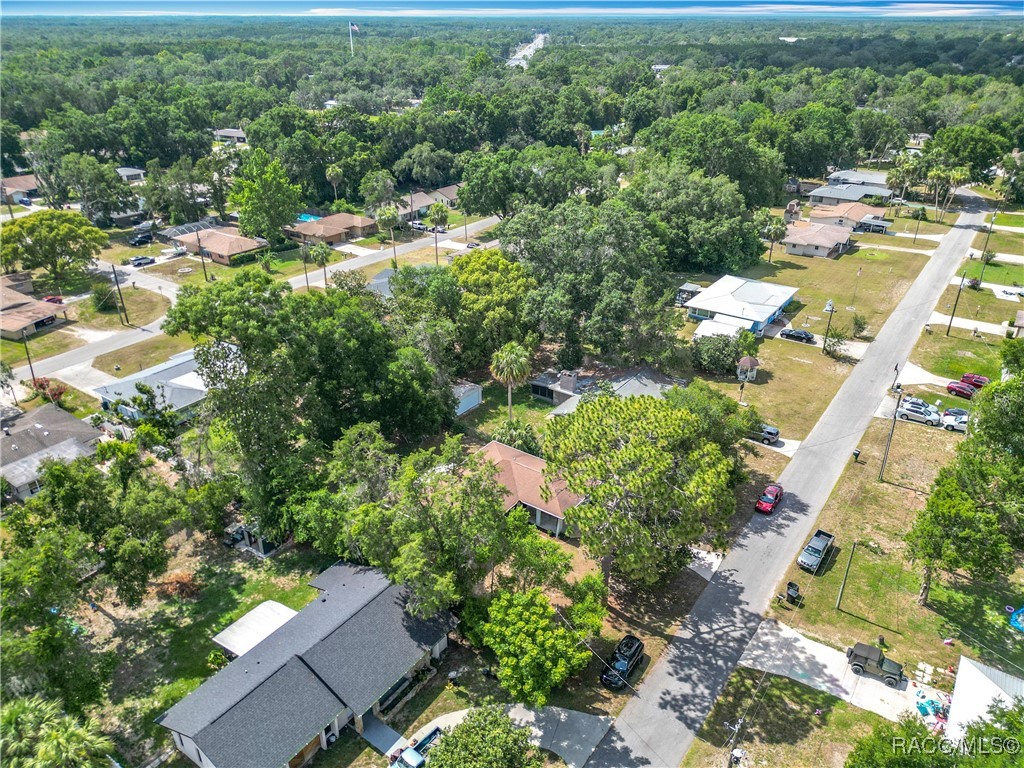 825 N Hollywood Circle, Crystal River, New York image 6