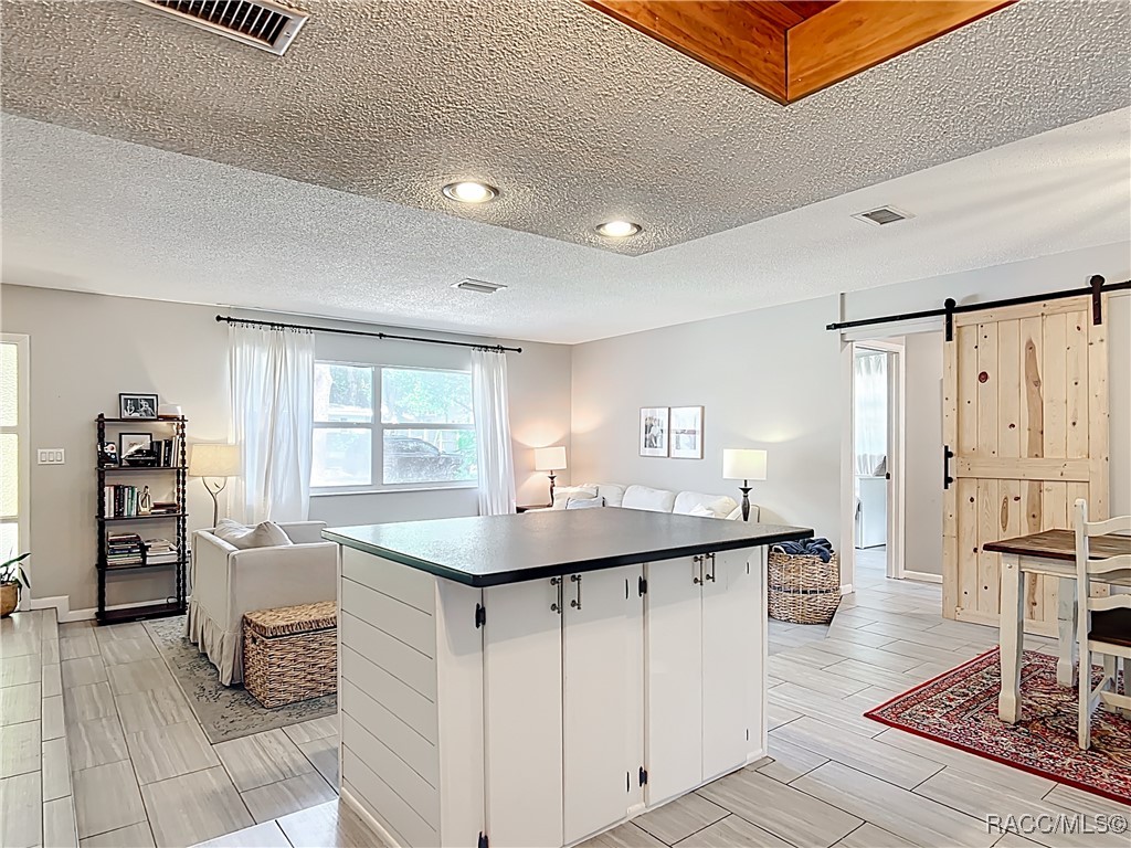 825 N Hollywood Circle, Crystal River, New York image 25