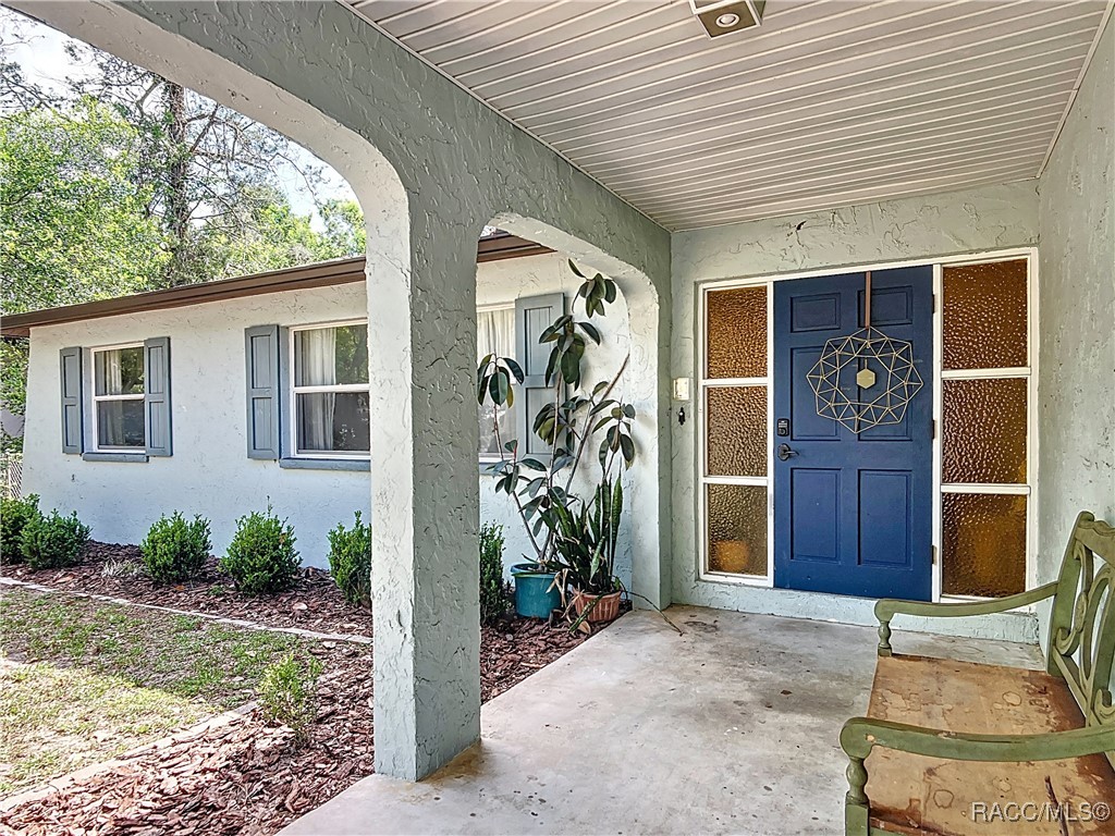 825 N Hollywood Circle, Crystal River, New York image 10