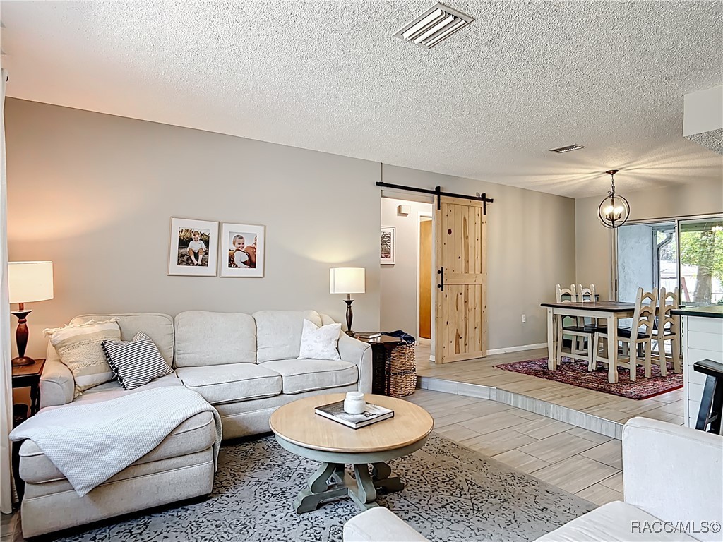 825 N Hollywood Circle, Crystal River, New York image 15