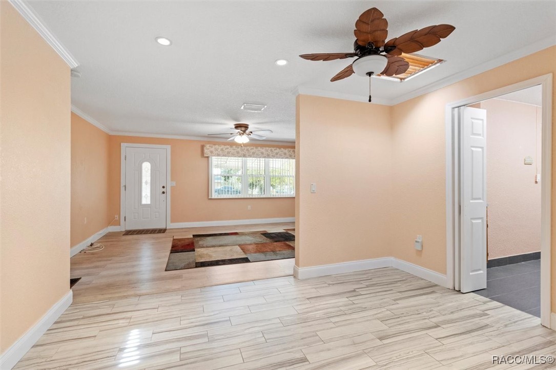 64 Beverly Hills Boulevard, Beverly Hills, Florida image 12