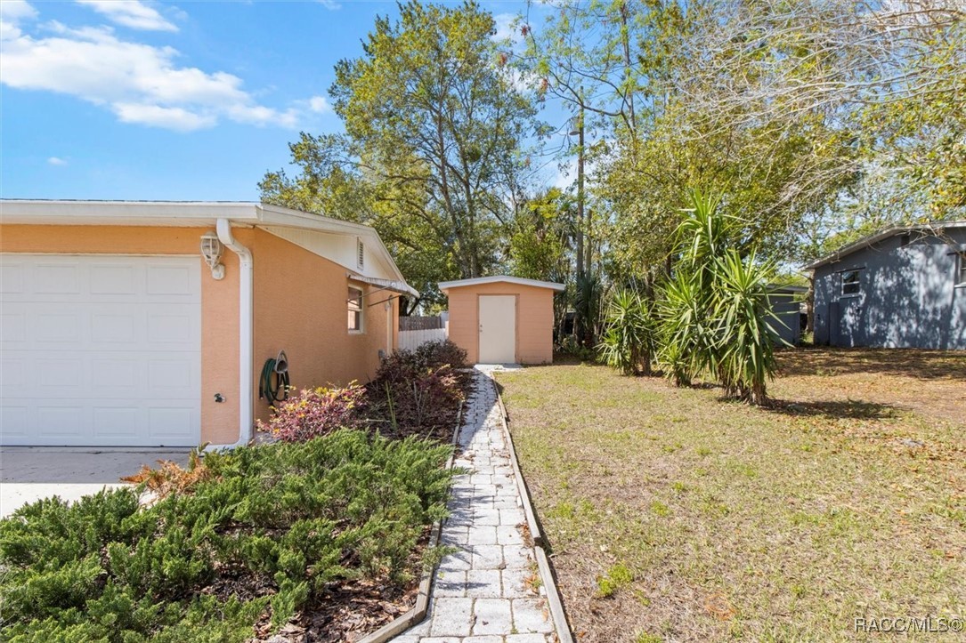 64 Beverly Hills Boulevard, Beverly Hills, Florida image 38
