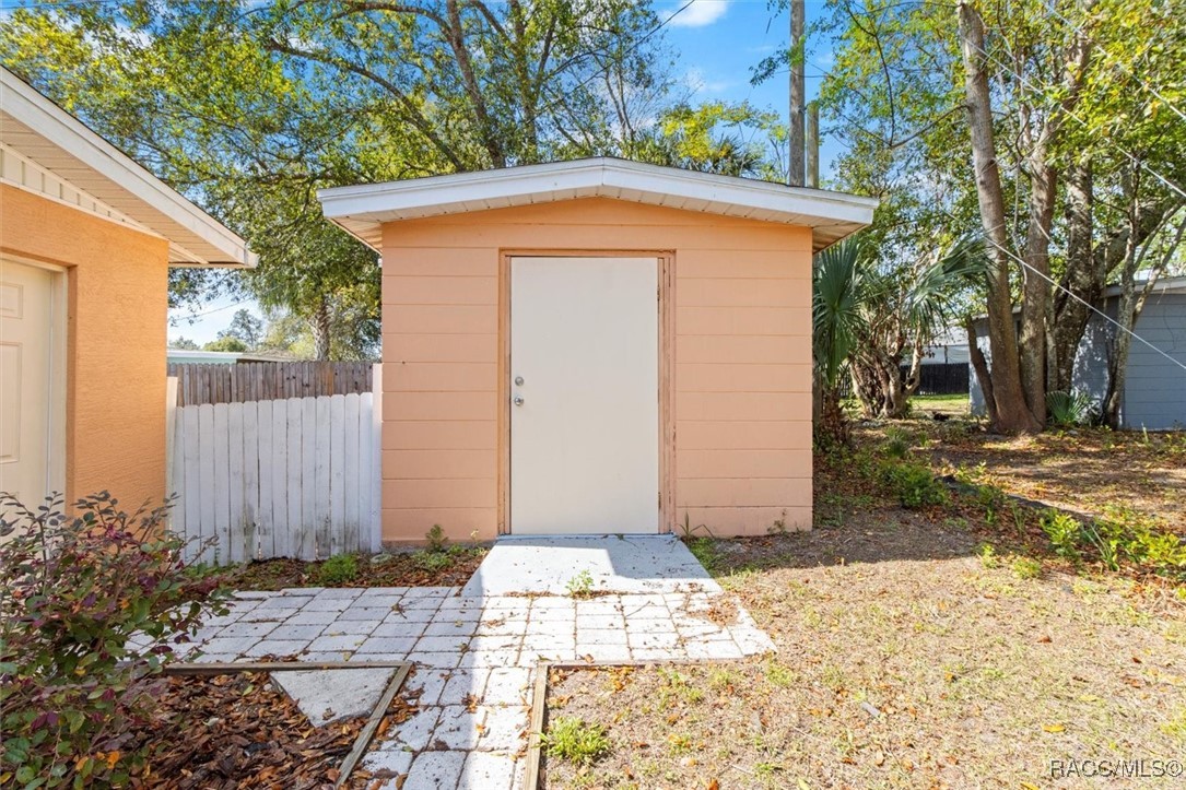 64 Beverly Hills Boulevard, Beverly Hills, Florida image 31