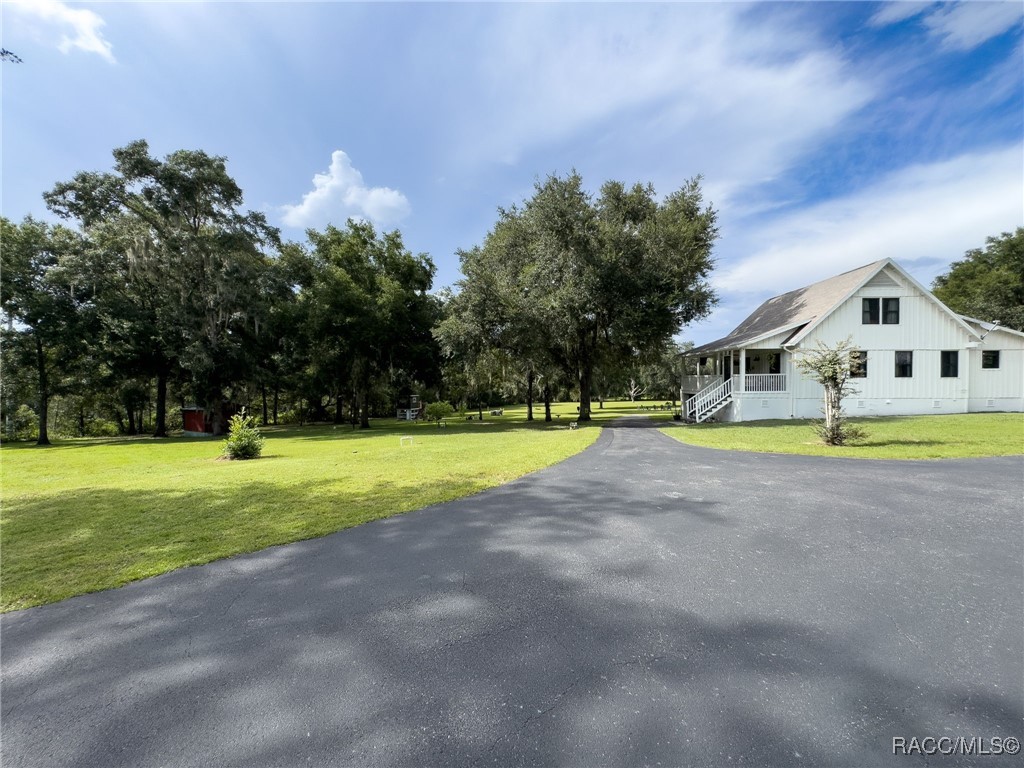 27151 Hiawatha Boulevard, Brooksville, Florida image 5