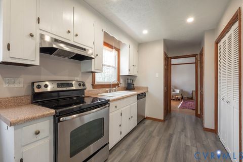 Tiny photo for 6082 Campaign Trail, Mechanicsville, VA 23111 (MLS # 2605840)