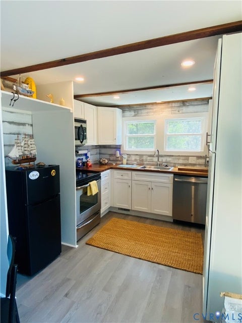 Tiny photo for 69 Old Mill Landing LNDG, Onemo, VA 23130 (MLS # 2616371)