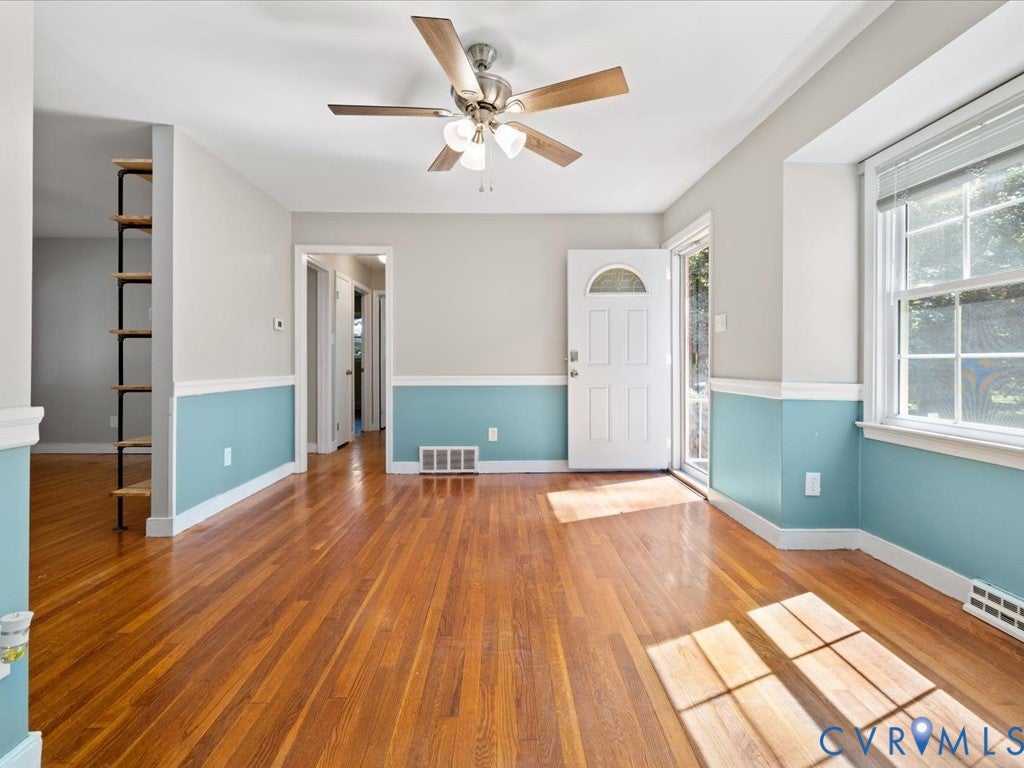 106 Oakridge Avenue