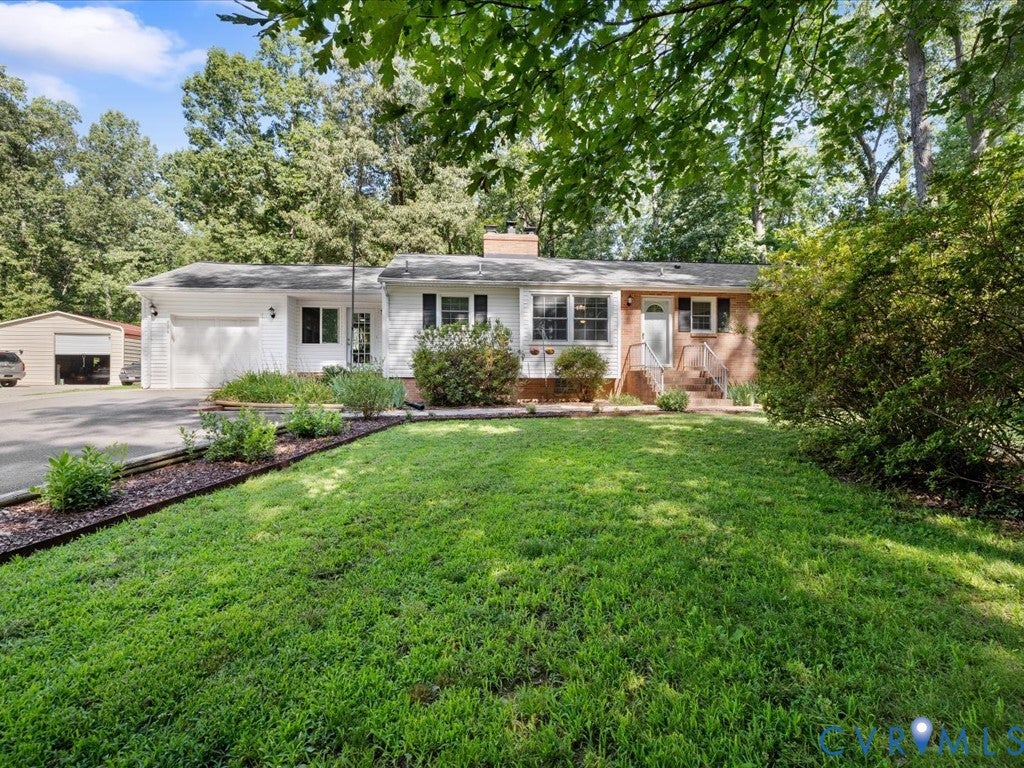 106 Oakridge Avenue