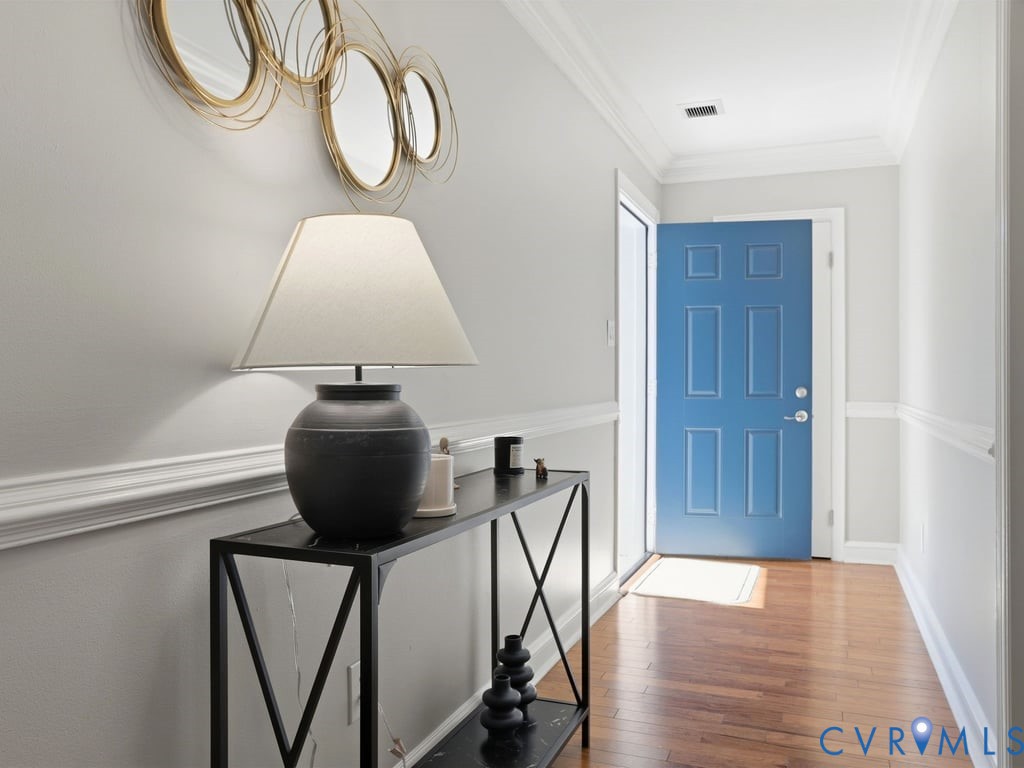 7200 Durwood Crescent