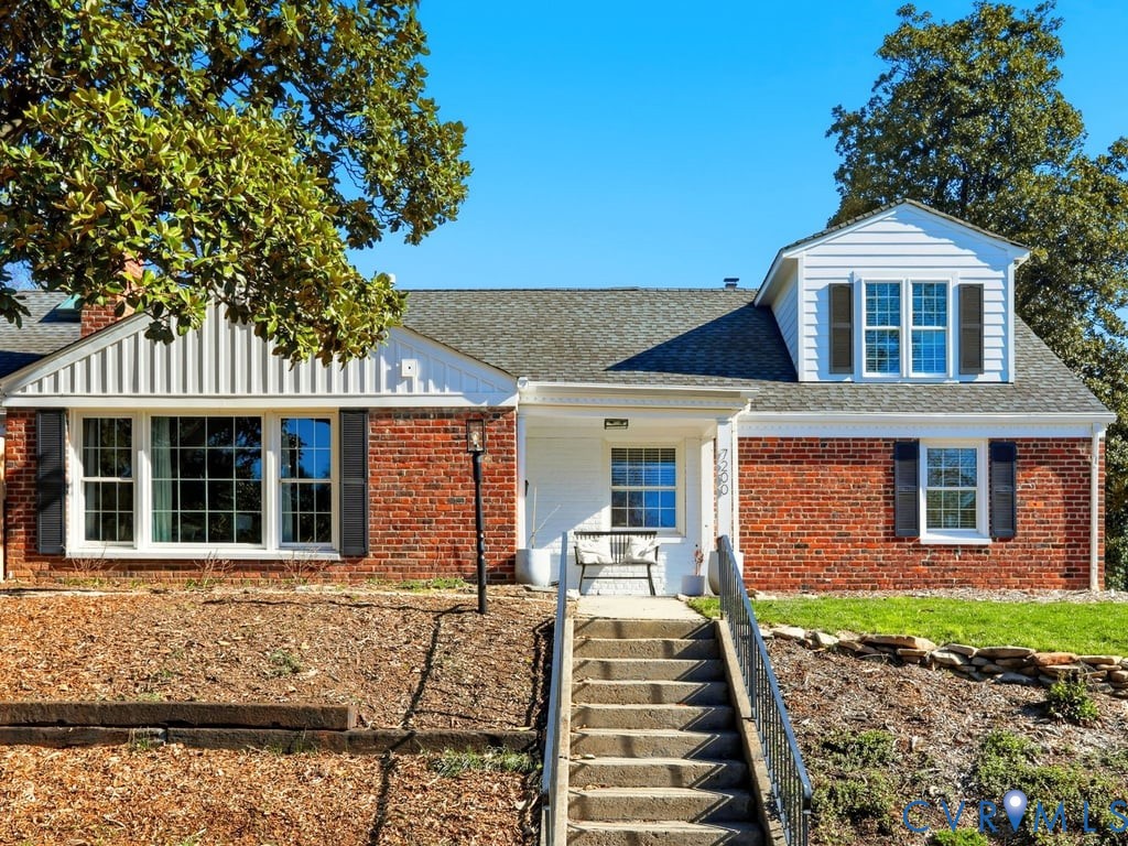 7200 Durwood Crescent