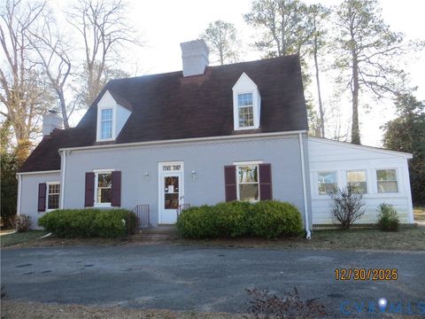 Photo of 1124 Woodland Road, Petersburg, VA 23805 (MLS # 2601122)