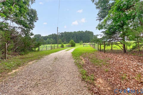 Tiny photo for 3007 Five Forks RD, Pamplin, VA 23958 (MLS # 2621662)