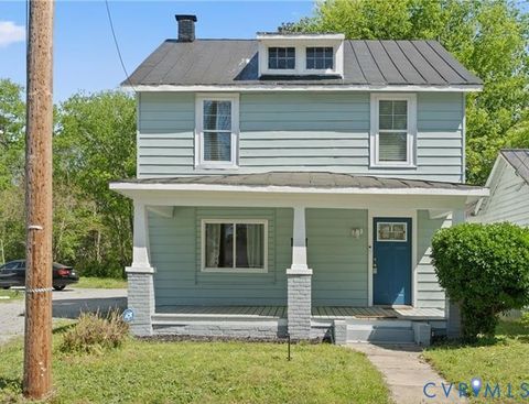 Photo of 734 Halifax Street, Emporia, VA 23847 (MLS # 2606003)