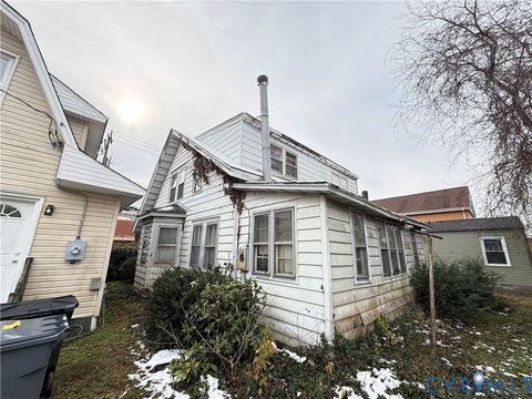 Tiny photo for 31 E Pembroke Avenue, Hampton, VA 23669 (MLS # 2533527)