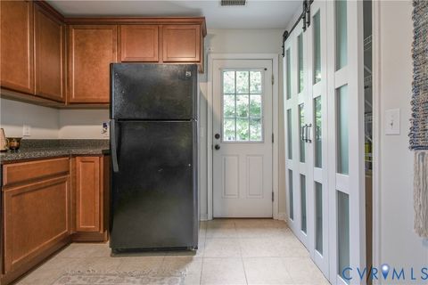 Tiny photo for 3917 E Chatham Drive, Richmond, VA 23222 (MLS # 2618079)