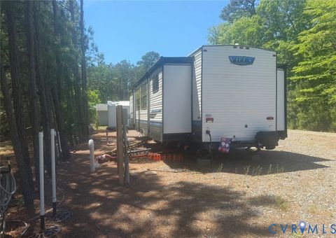 Tiny photo for 13 W Parker Road, Reedville, VA 22539 (MLS # 2613061)