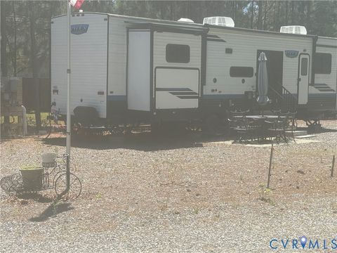 Tiny photo for 13 W Parker Road, Reedville, VA 22539 (MLS # 2613061)