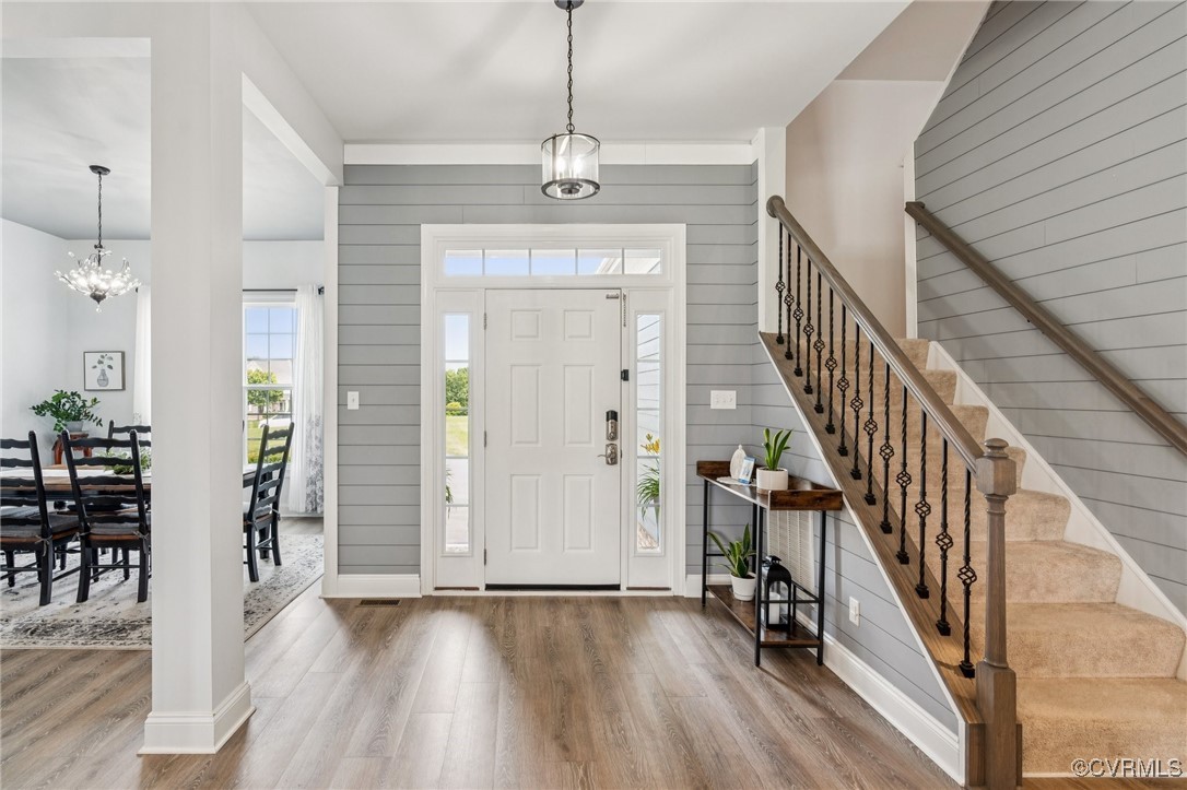 3381 Holywell Circle