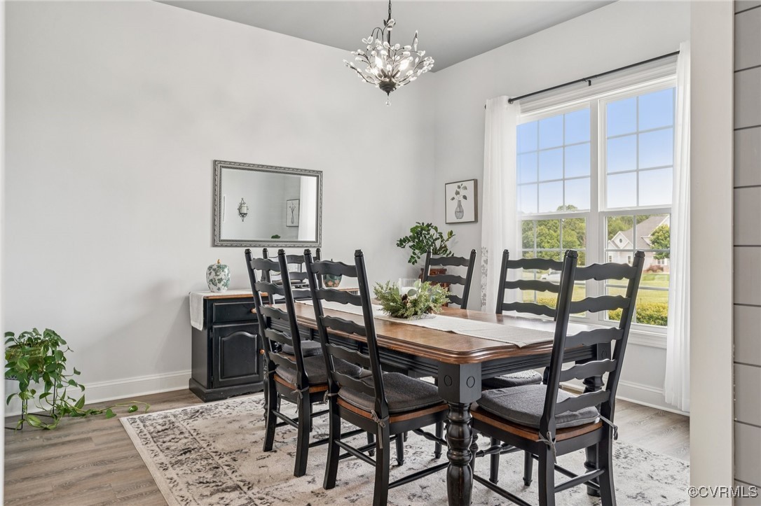 3381 Holywell Circle