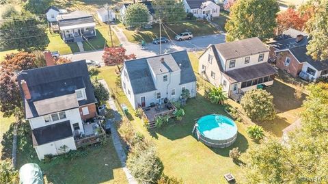 A home in Colonial Heights