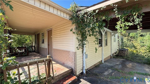 Tiny photo for 708 4th Street, Martinsville, VA 24112 (MLS # 2626323)