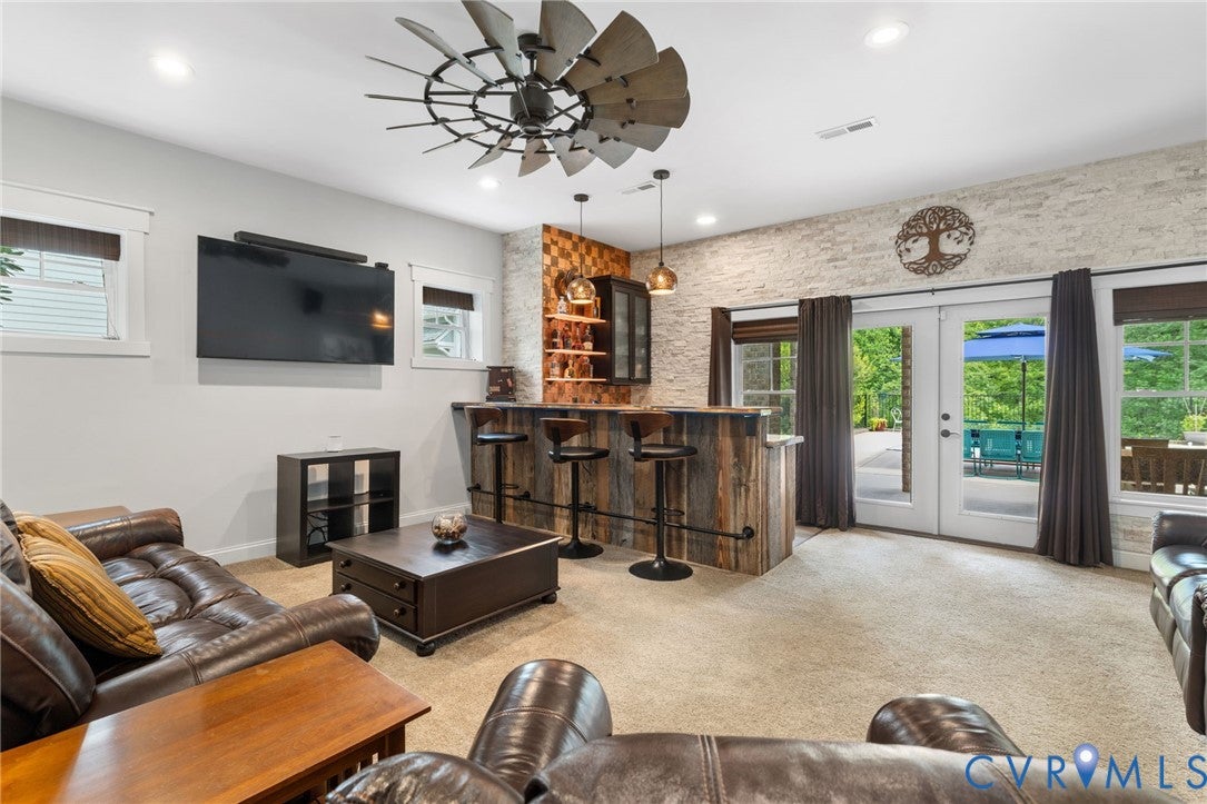 16212 Old Castle Road