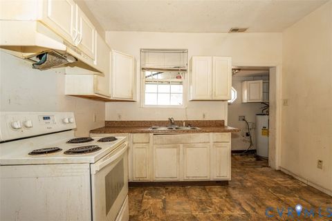 Tiny photo for 2405 Royall Avenue, Richmond, VA 23224 (MLS # 2604107)