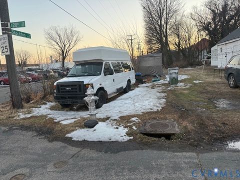 Photo of 127 E 20th Street, Richmond, VA 23224 (MLS # 2607930)