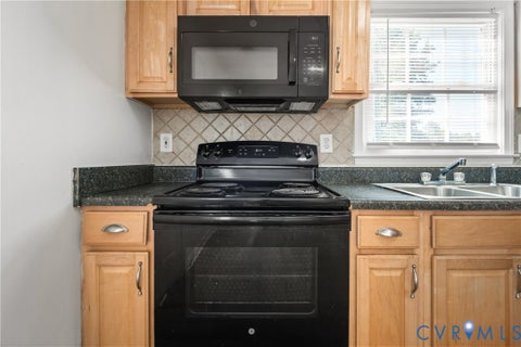 Tiny photo for 4221 Hickory Road, Petersburg, VA 23803 (MLS # 2622771)