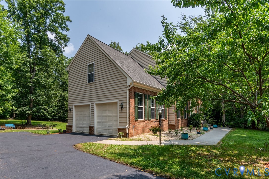 419 Carter Lane